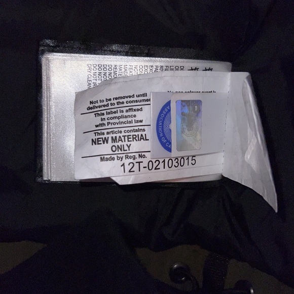 Canada Goose - Picture 7 of 7